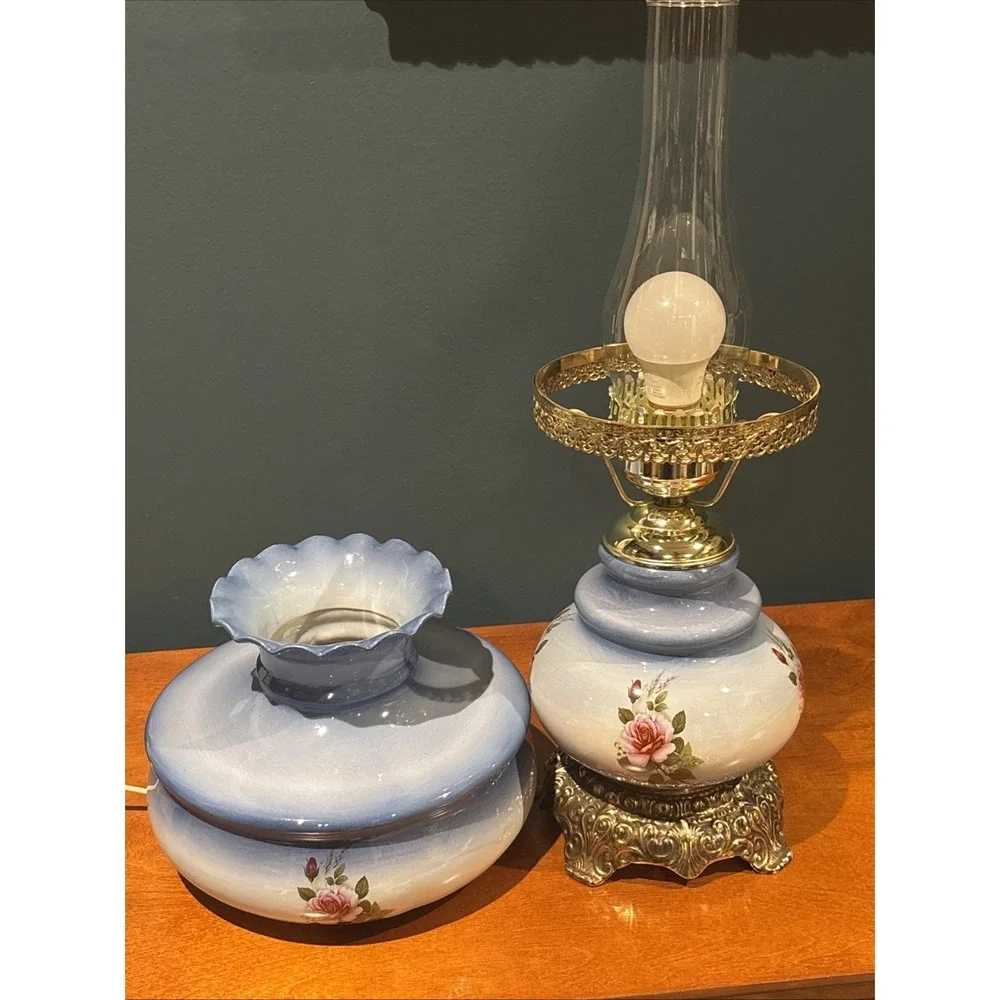 Vintage Gone With The Wind Hurricane Parlor Blue Floral Glass Table Lamp